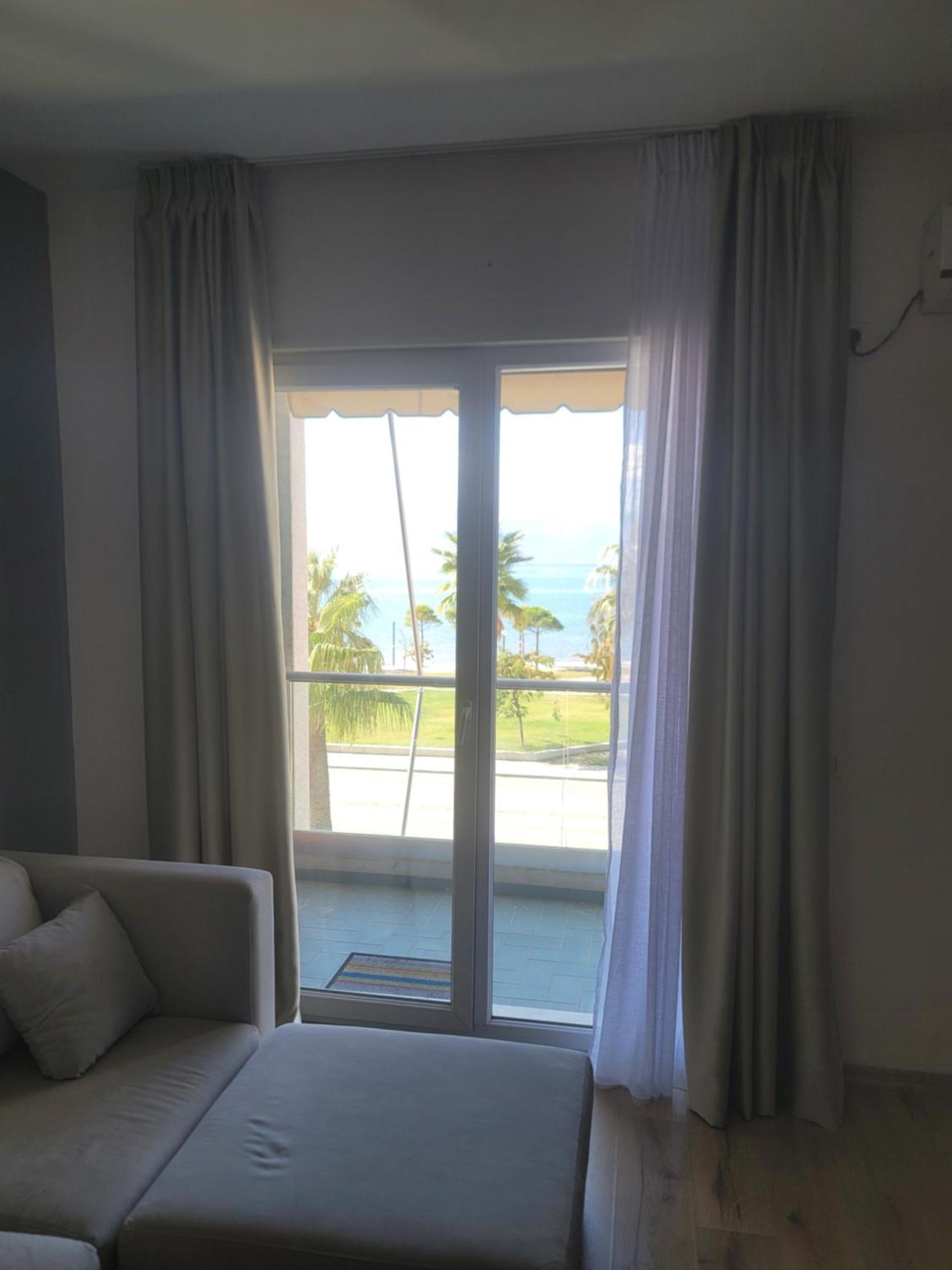 Haris Hotel Vlorë Exterior foto