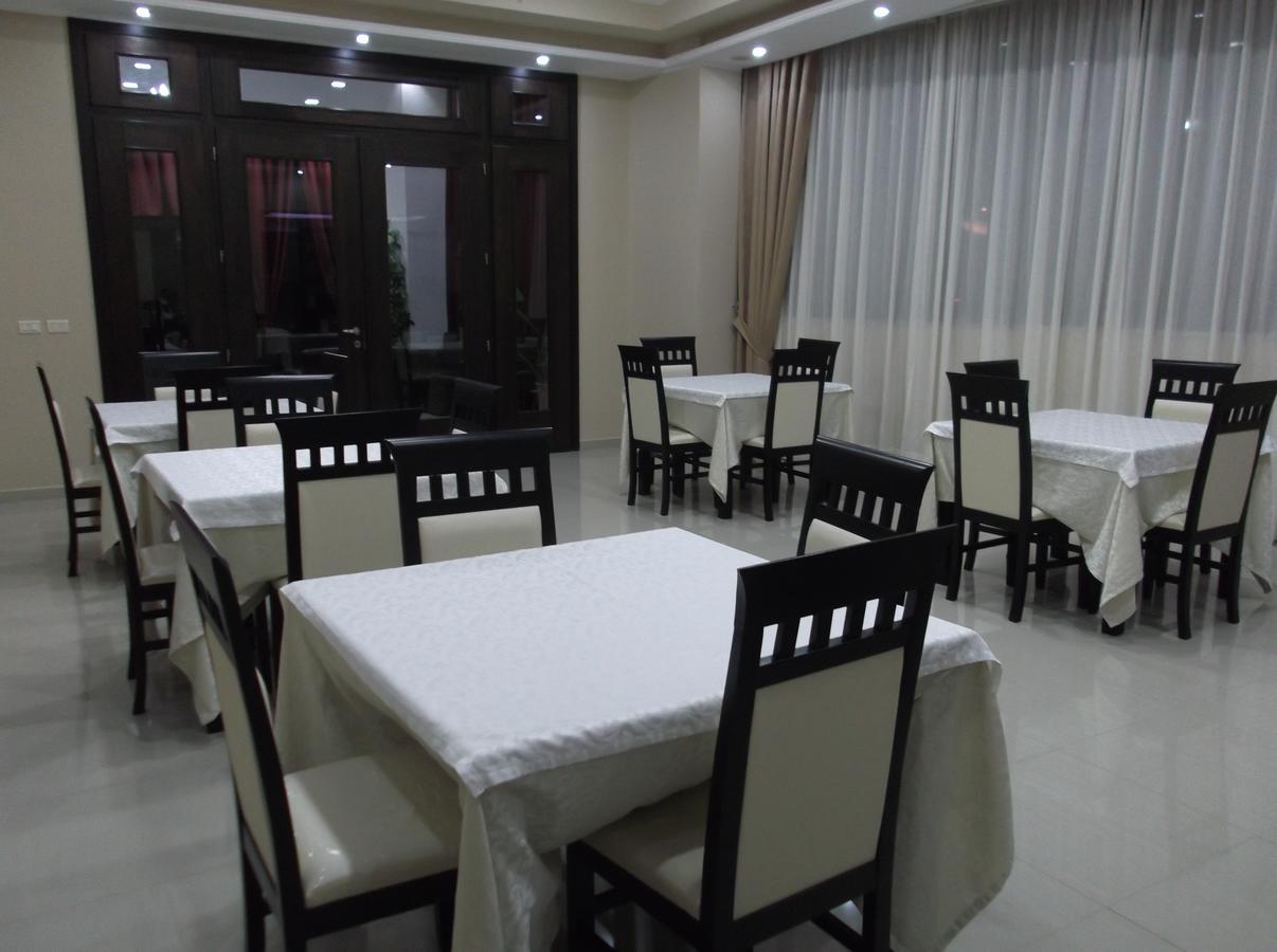 Haris Hotel Vlorë Exterior foto